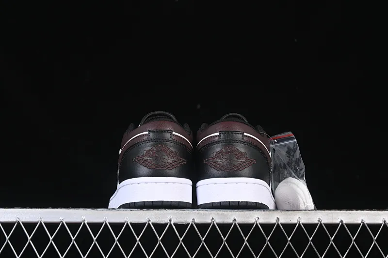 All categories Air Jordan Jordan series basketball shoes Air Jordan 1 Low Air Jordan 1 Low AJ1 Joe 1 black color low-top cultural casual sneakers IO3393-010
